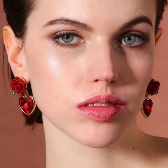 Ruby Red Heart Crystal Flower Gold Statement Drop Earrings - Picture 3 of 10